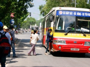 xe bus từ Bến xe Giáp Bát đến Đại học Mỏ