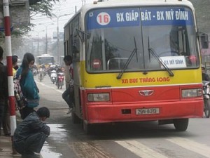 xe bus từ Bến xe Giáp Bát đến Làng Nhật Tảo