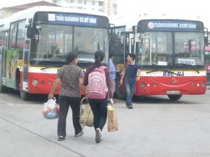 xe bus từ Bến xe Giáp Bát đến ĐH Điện Lực, CĐSP Mẫu giáo Trung ương