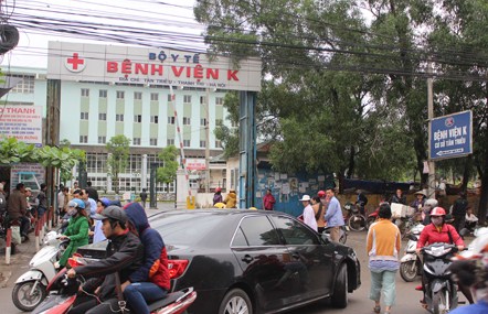 xe bus qua bệnh viện k