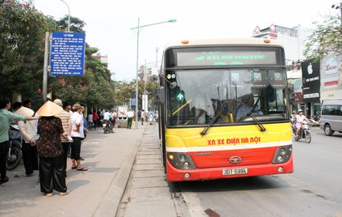 xe bus từ Bến xe Giáp Bát đến Bến xe Đan Phượng