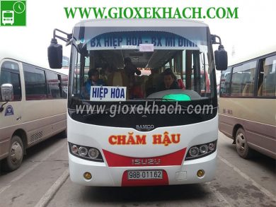 Xe-khach-tuyen-Hiep-Hoa-Bac-Giang-di-My-Dinh-nha-xe-Cham-Hau-390x293